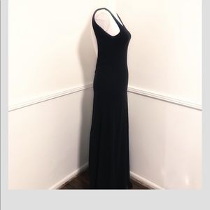 Brandy Melville Dresses - Brandy Melville one size black maxi dress Brandy Melville Dresses - Brandy Melville one size black maxi dress